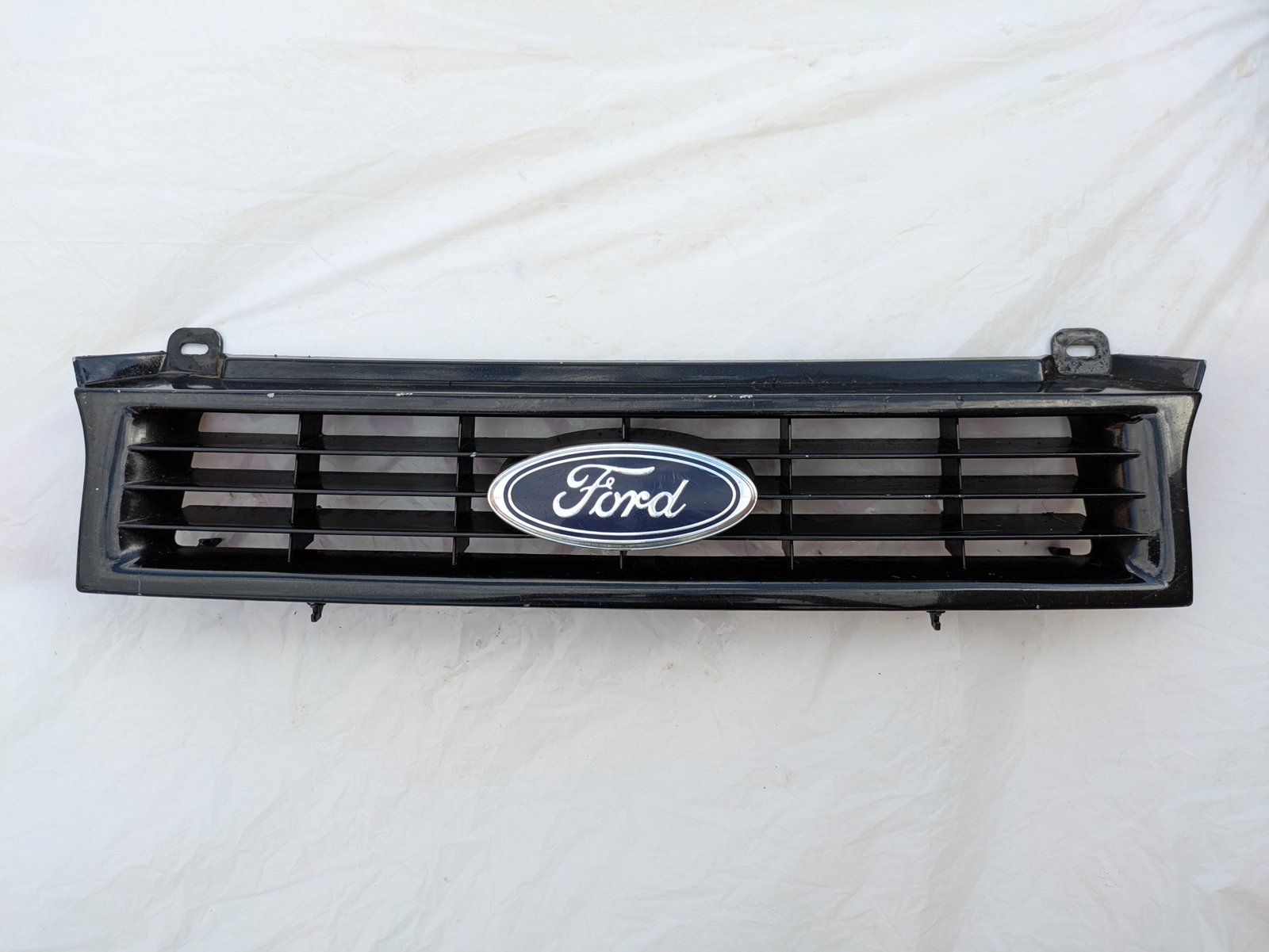 Ford Sierra MK2 Saphire Grille