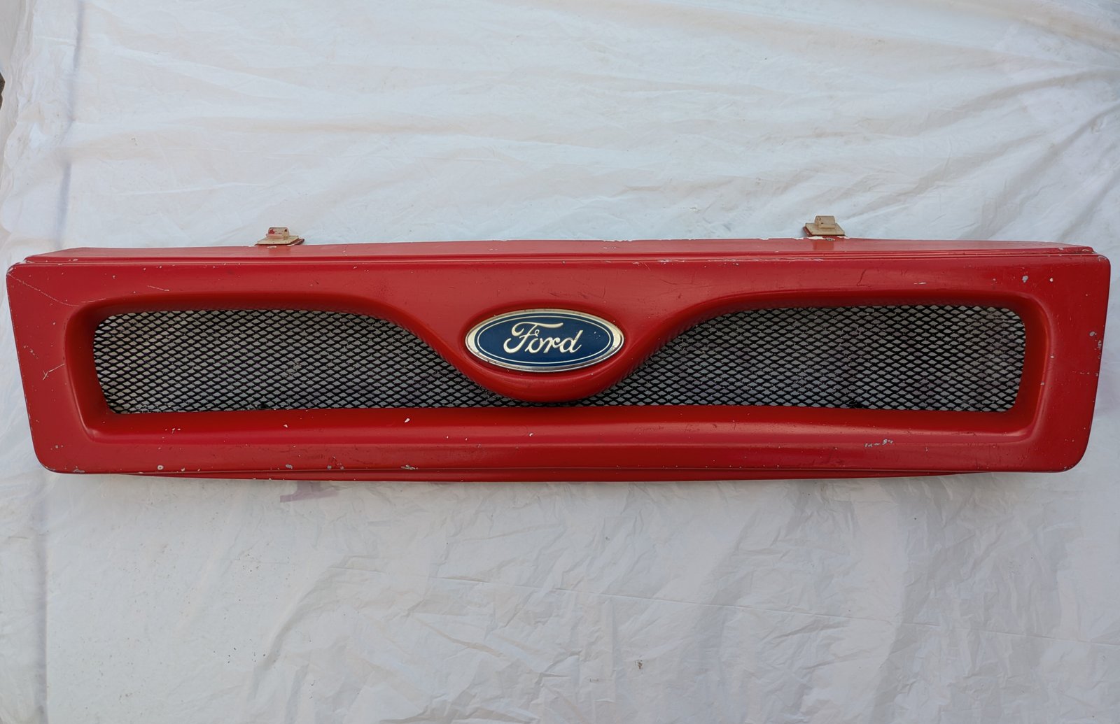 Ford Escort MK3 Grille (MCR Fibreglass) Period Mod